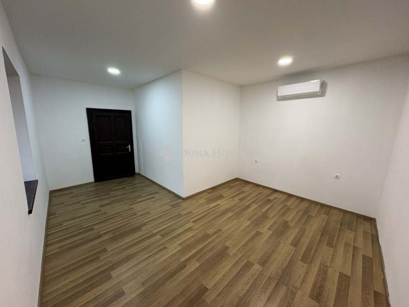 Eladó családi ház Örkény