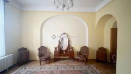 Eladó családi ház Budapest