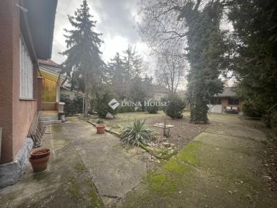 Eladó családi ház Budapest