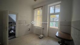 Eladó családi ház Budapest