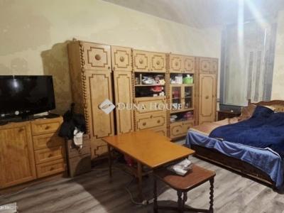 Eladó családi ház Szabadbattyán