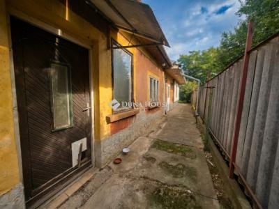 Eladó családi ház Budapest