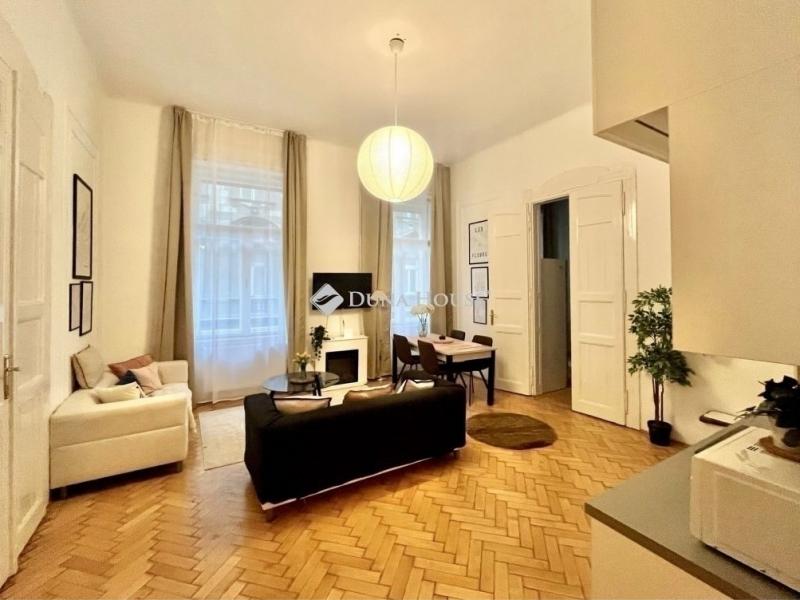 Eladó lakás Budapest