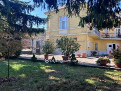 Eladó családi ház Veszprém