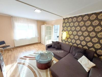 Eladó lakás Kecskemét