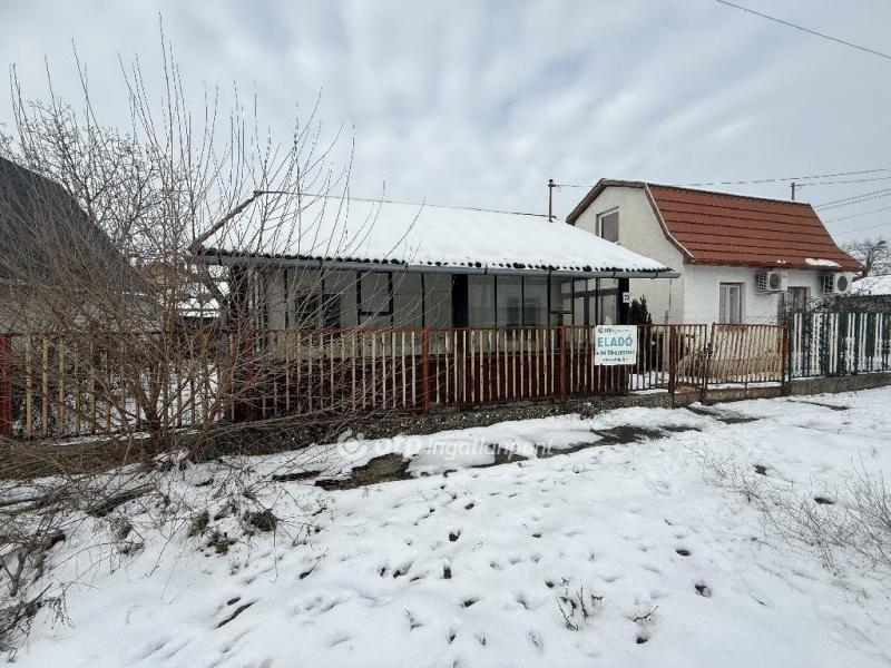 Eladó nyaraló Tiszakécske