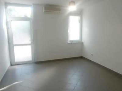 Eladó lakás Táborfalva