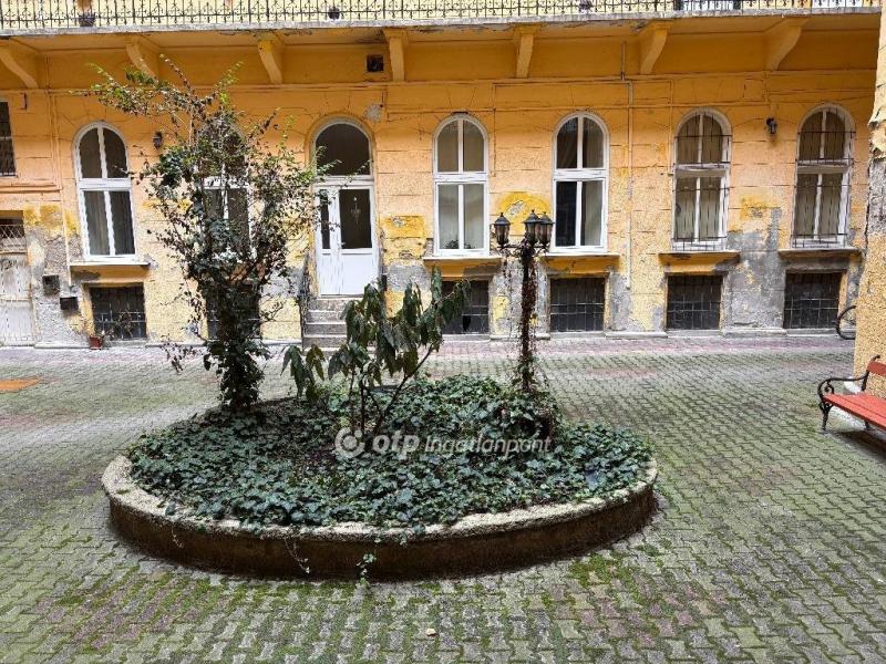 Eladó lakás Budapest