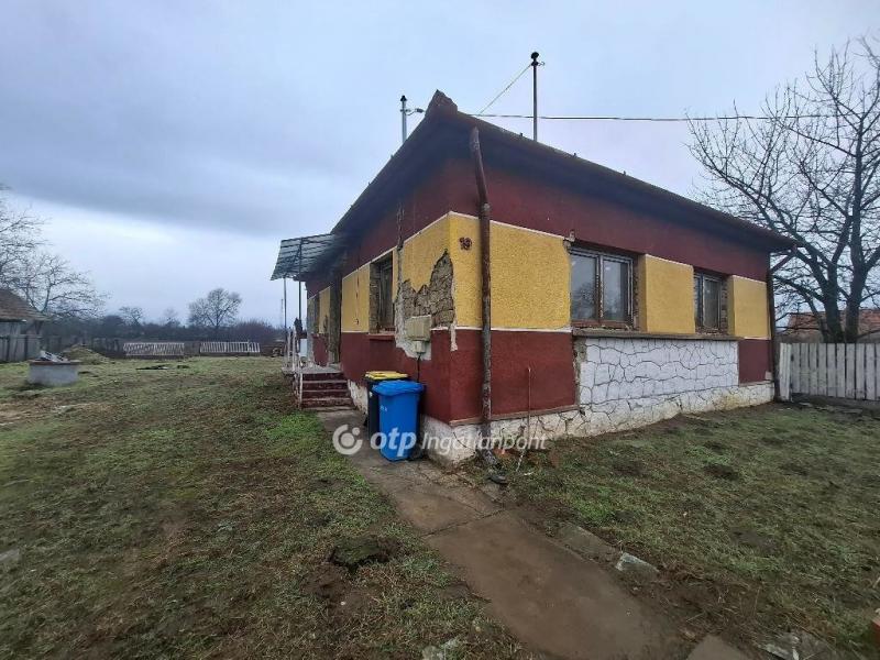 Eladó családi ház Ártánd