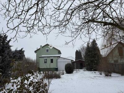 Eladó családi ház Úri