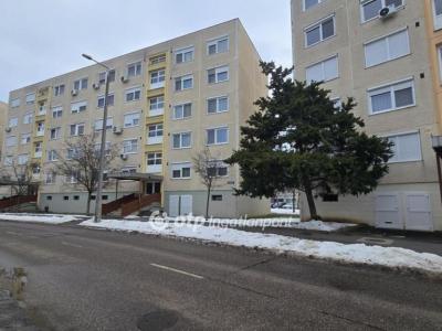 Eladó lakás Hajdúszoboszló