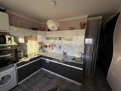 Eladó lakás Hajdúszoboszló