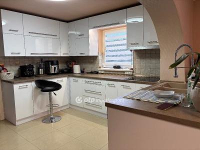 Eladó családi ház Nyíregyháza