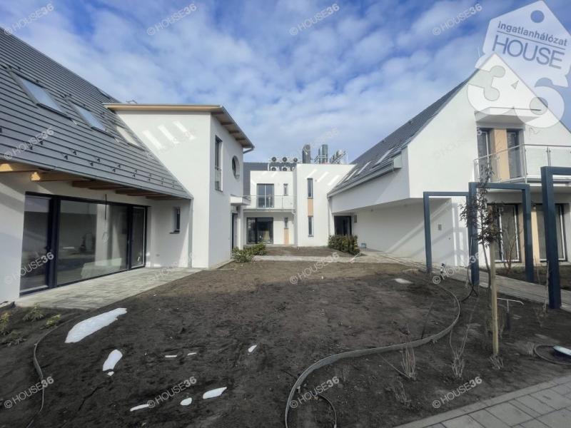 Eladó lakás Kecskemét