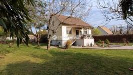 Eladó családi ház Érd