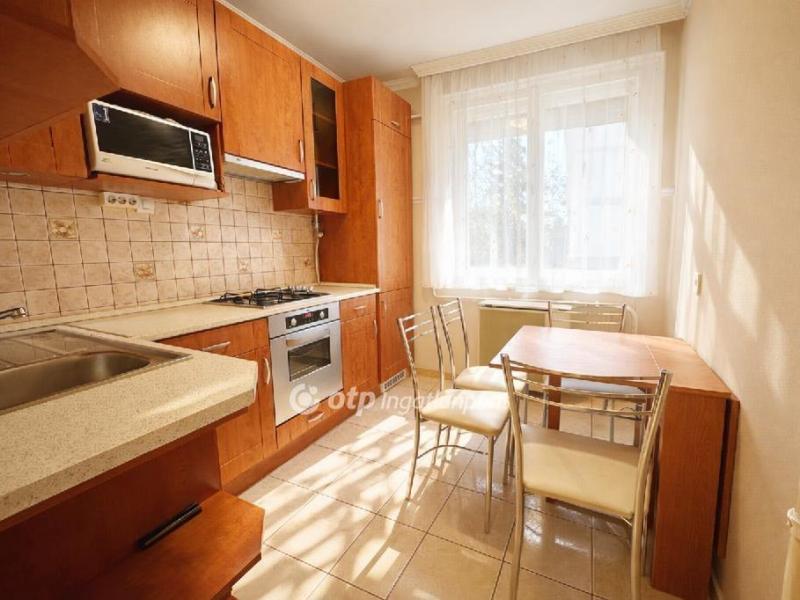 Eladó lakás Debrecen