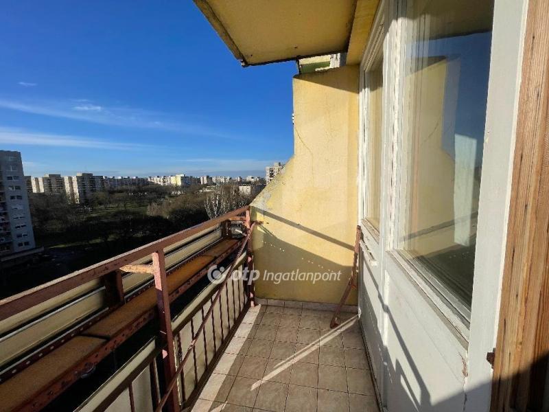 Eladó lakás Debrecen