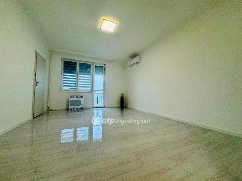 Eladó lakás Debrecen