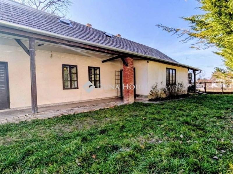 Eladó családi ház Zamárdi