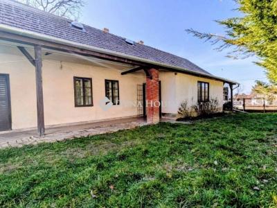 Eladó családi ház Zamárdi