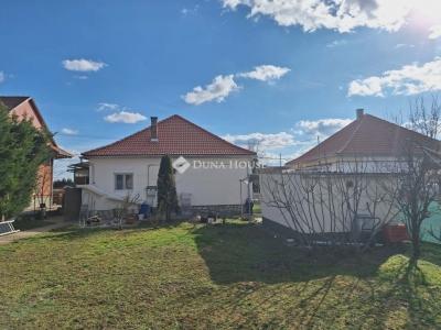 Eladó családi ház Pécs