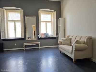 Eladó lakás Pécs