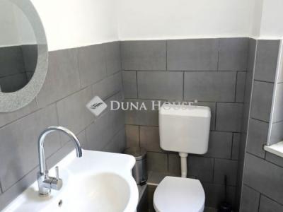 Eladó lakás Pécs