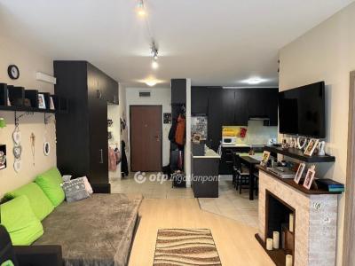 Eladó lakás Székesfehérvár