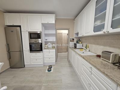 Eladó családi ház Pécs