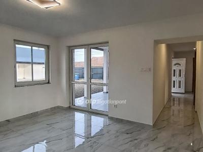 Eladó családi ház Jászfényszaru