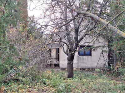 Eladó nyaraló Balatonkenese Balatonakarattya