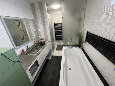 Eladó családi ház Pilis