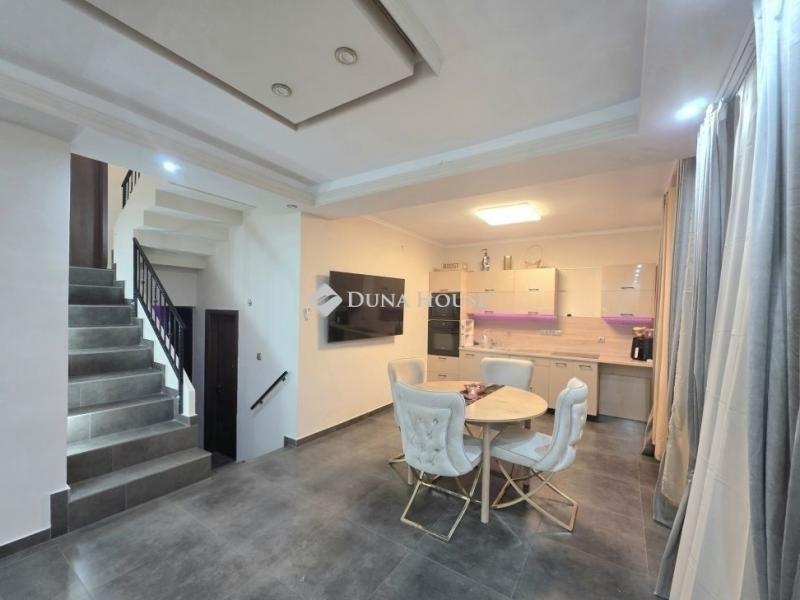 Eladó családi ház Gyömrő