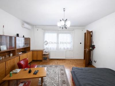 Eladó családi ház Budapest