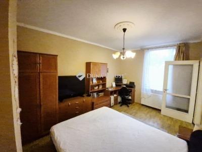 Eladó családi ház Budapest