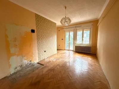 Eladó családi ház Budapest