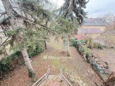 Eladó családi ház Budapest