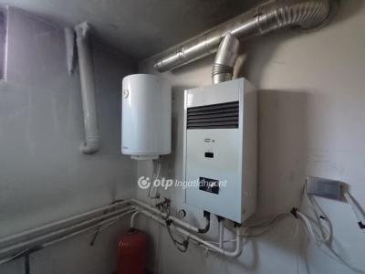 Eladó családi ház Budapest