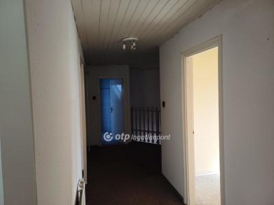 Eladó családi ház Budapest