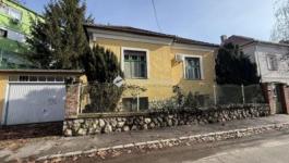 Eladó családi ház Pécs