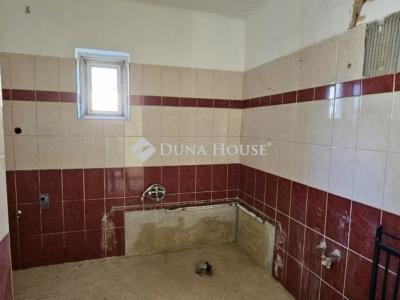 Eladó családi ház Pécs