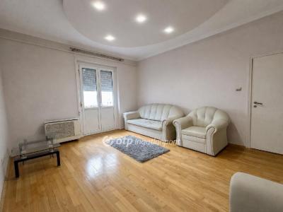 Eladó lakás Debrecen