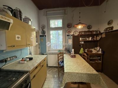 Eladó családi ház Pécs