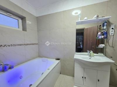 Eladó családi ház Gyömrő