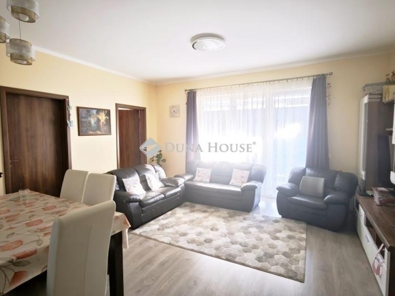 Eladó sorház Szentendre