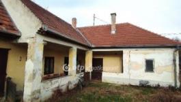 Eladó családi ház Győr