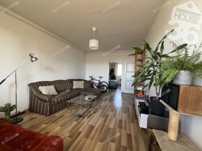 Eladó lakás Kecskemét