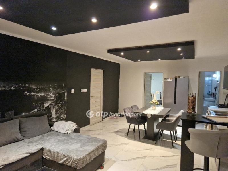 Eladó családi ház Nagykálló