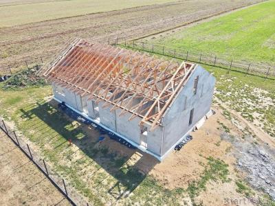 Eladó családi ház Tatabánya