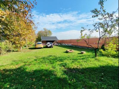 Eladó nyaraló Balatonkenese Balatonakarattya